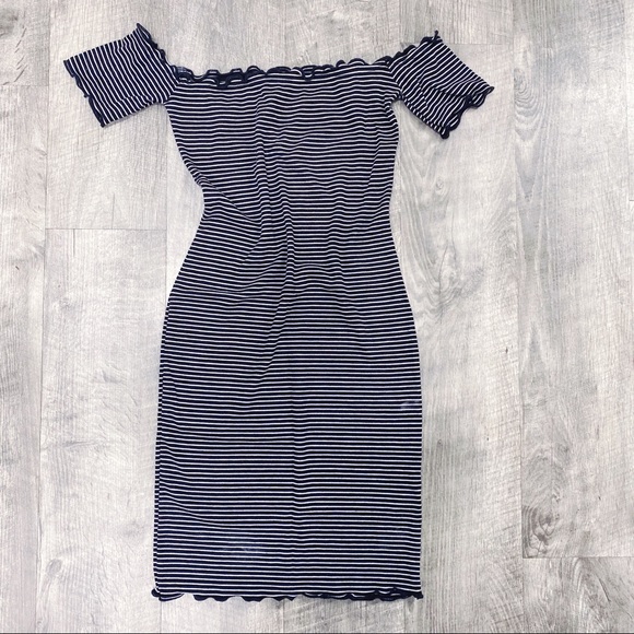 Dresses & Skirts - Fitted ribbed striped bodycon lettuce cut dress S